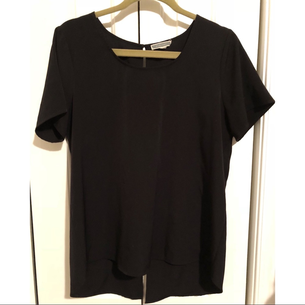Pleione Black Tee, size Large